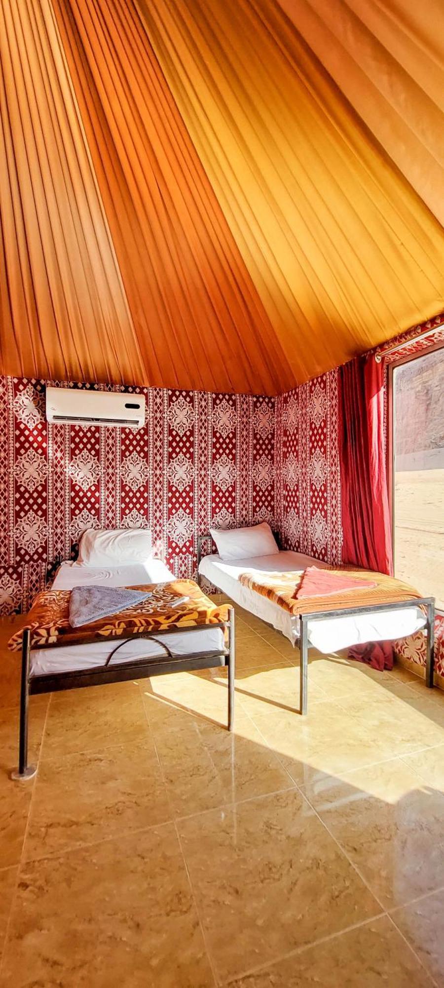 Salman Zwaidh Camp Hotel Вади Рум Екстериор снимка