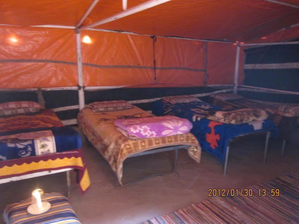 Salman Zwaidh Camp Hotel Вади Рум Екстериор снимка