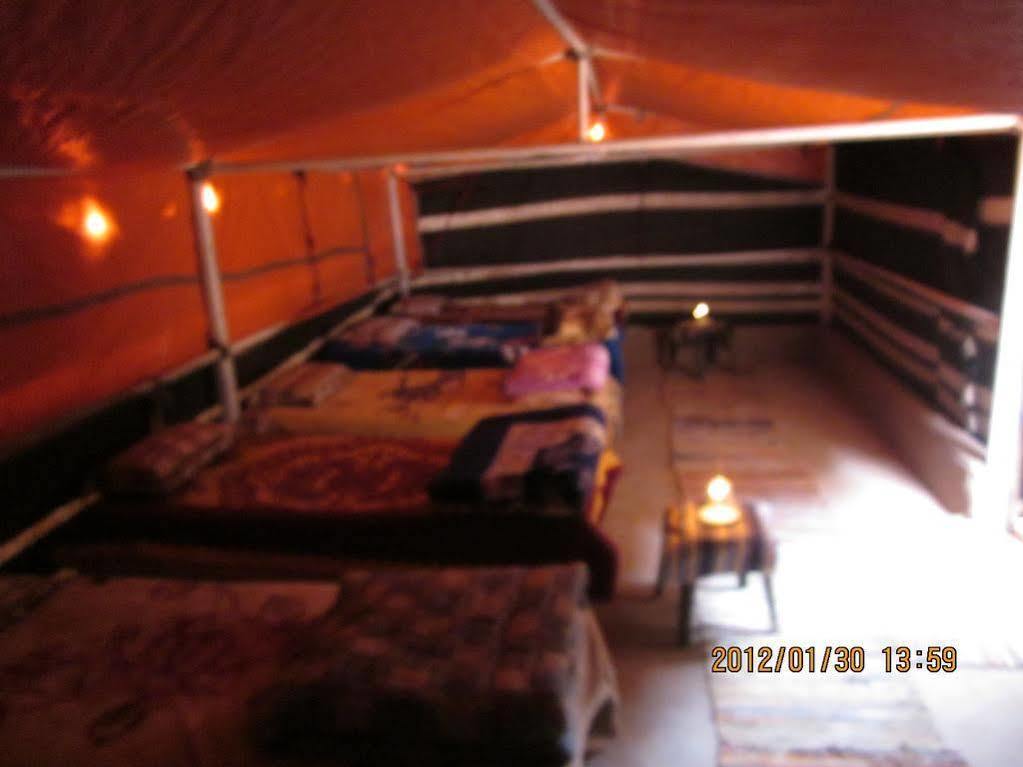 Salman Zwaidh Camp Hotel Вади Рум Екстериор снимка